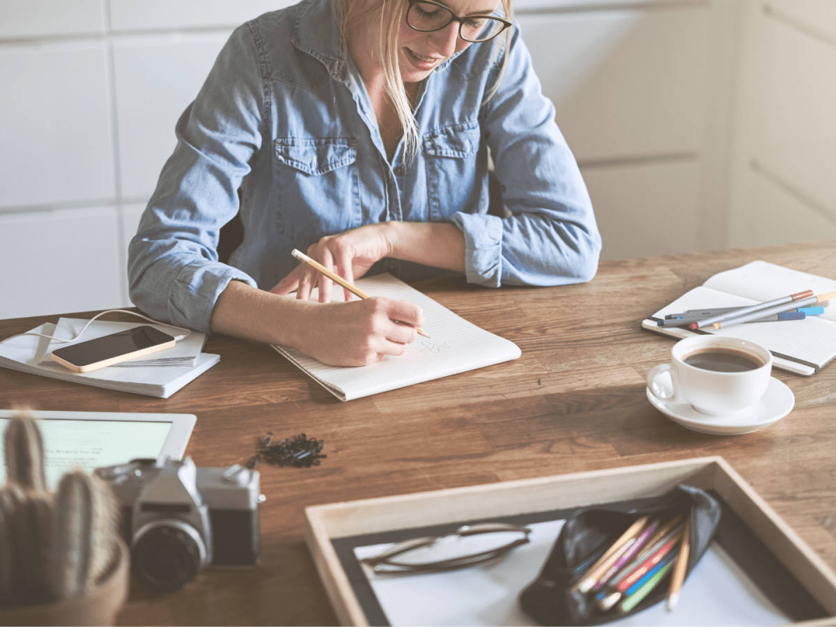 壓力極大的時候就來禪繞畫吧